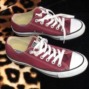 Converse Shoes - Converse All-Star Chuck Taylors Converse Shoes - Converse All-Star Chuck Taylors
